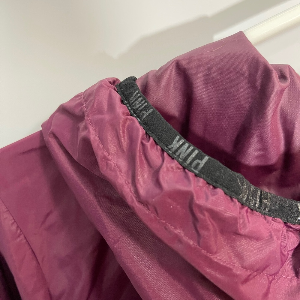 PINK Victoria's Secret Partial Zip‎ Hooded Raincoat Size XS-S - Picture 6 of 7